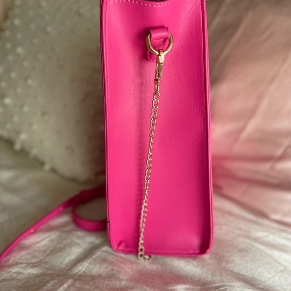 Cakeworthy Barbie Crossbody Bag - Picture 7 of 9